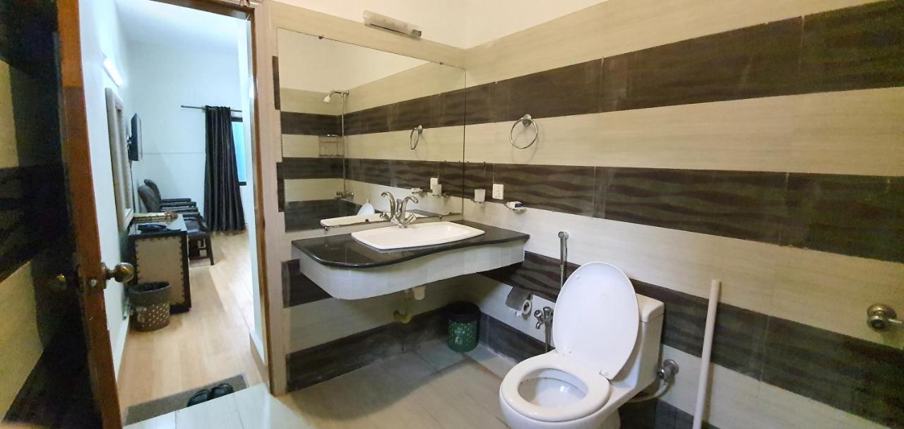 Infinity Villa Islamabad Exterior photo