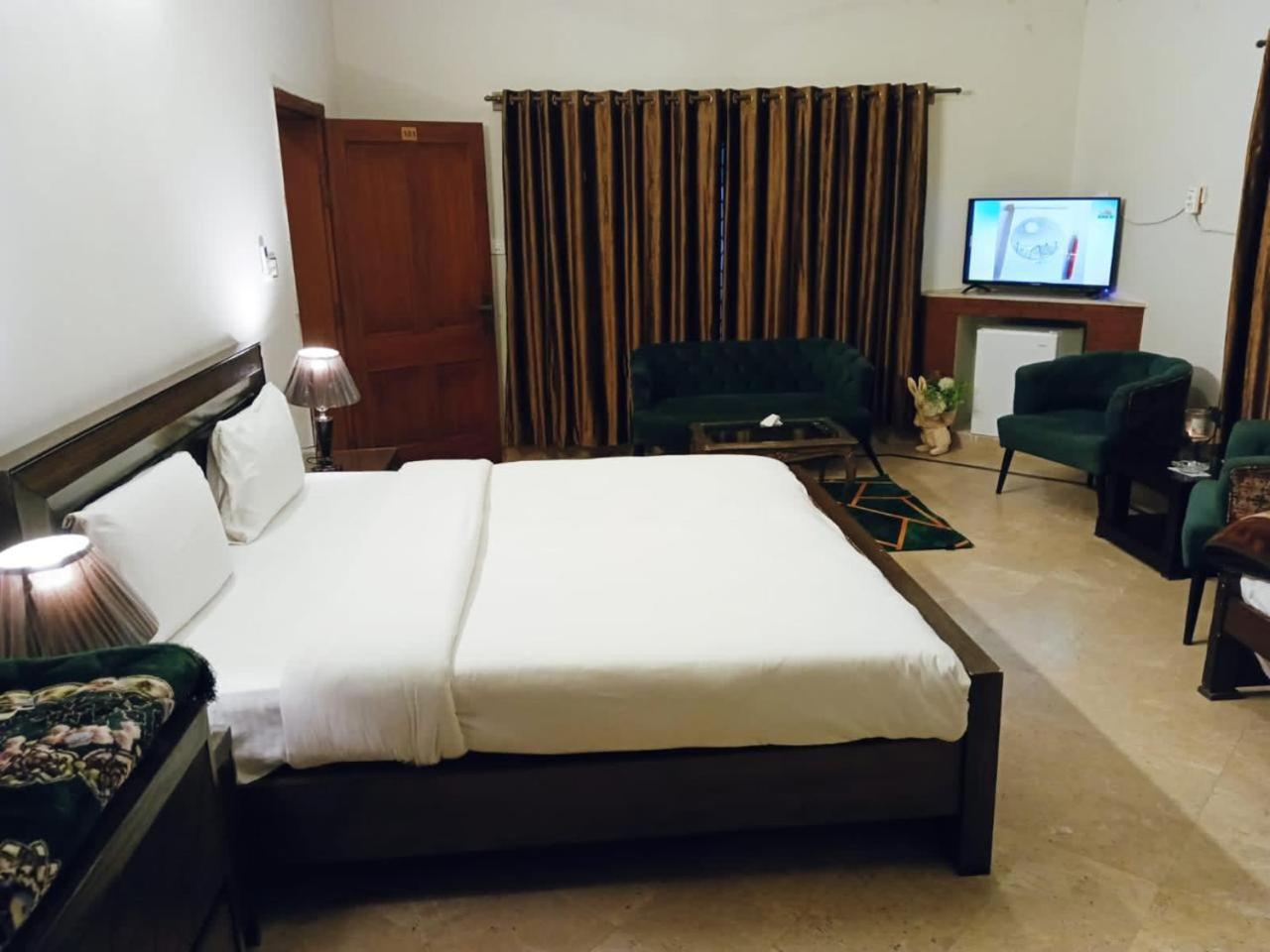 Infinity Villa Islamabad Room photo